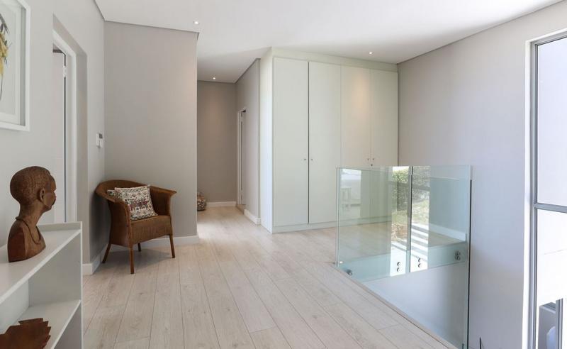 5 Bedroom Property for Sale in Camps Bay Western Cape